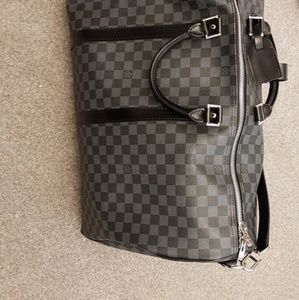 Damier louis vuitton duffel